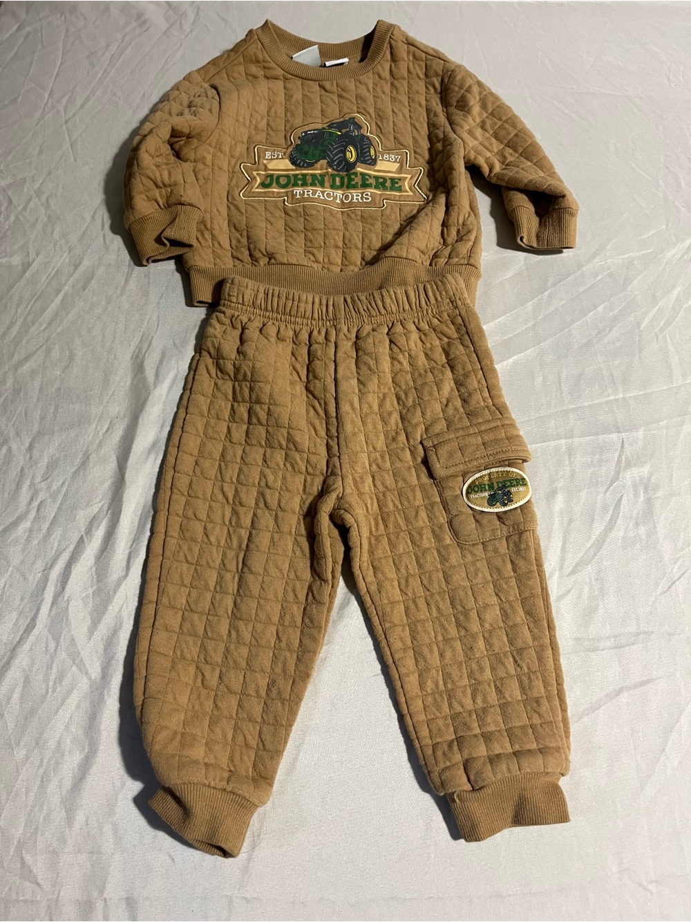 John Deere Tan Quilted Kids Sweat Set with Tractor Patch Size 18 Months